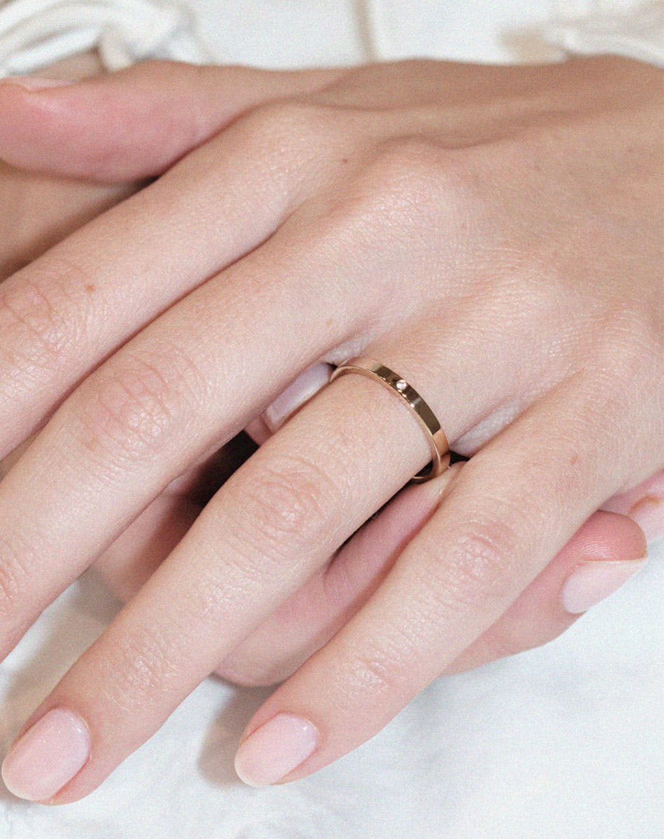 2mm Band with Stone | 9ct Yellow Gold