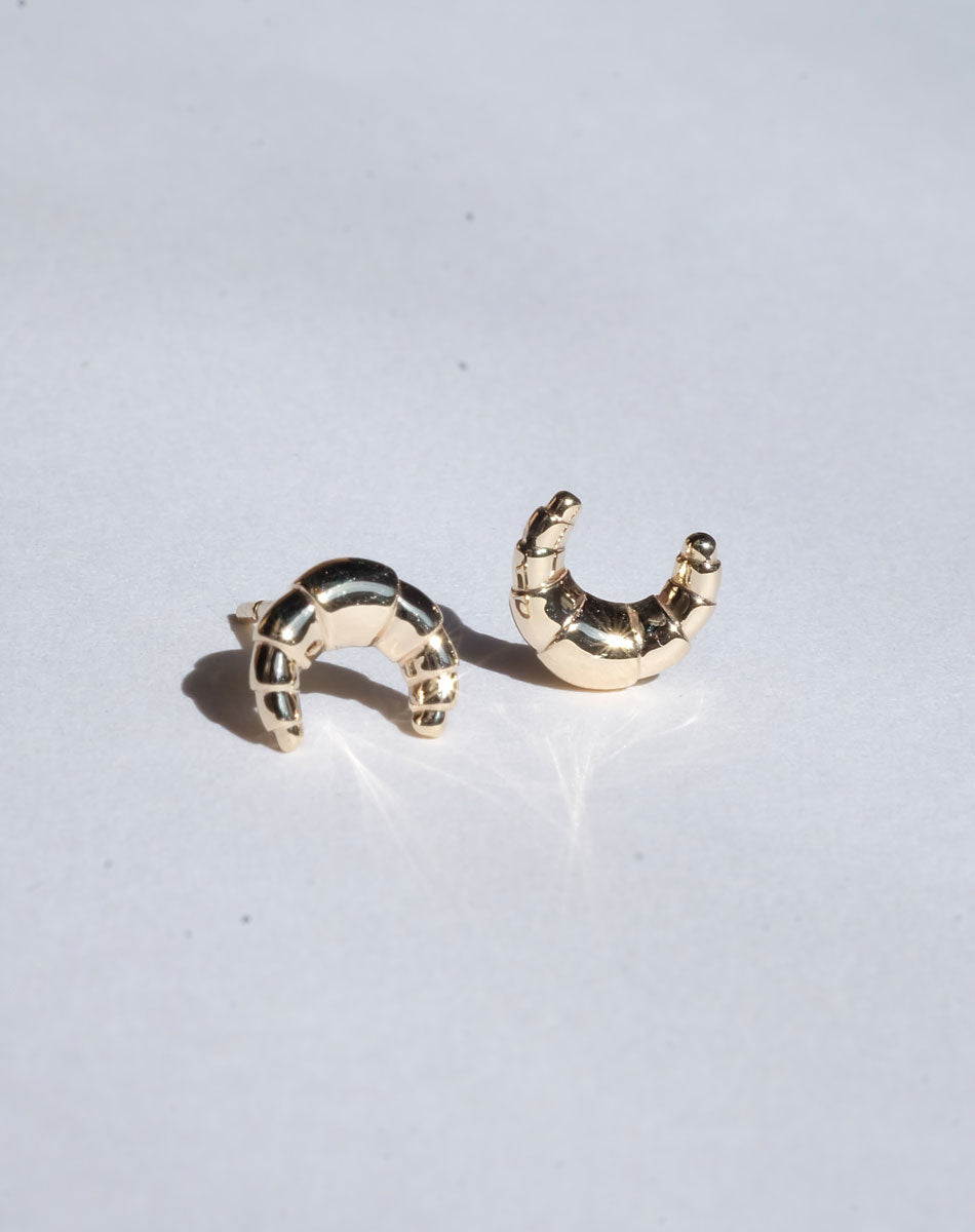 Croissant Stud Earrings 9Y
