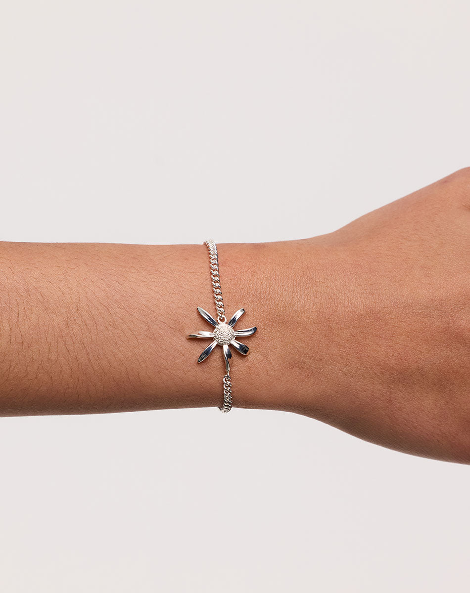 Daisy Charm Bracelet | Sterling Silver