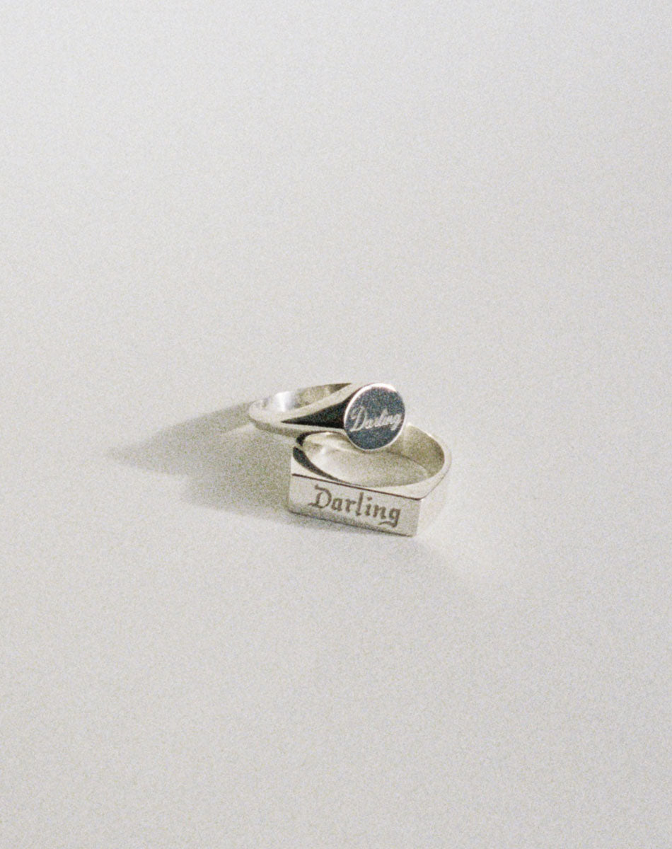 Darling Signet Cursive | Sterling Silver