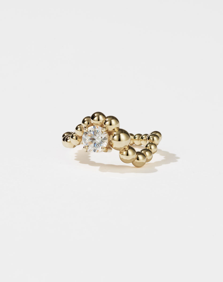 Meadowlark Jewellery’s unique Fizzy Ring Petite Solitaire Engagement Ring in 14ct White Gold, with 0.84ct round brilliant cut white diamond. An alternative Ceremonial design to celebrate love, made to order in New Zealand.