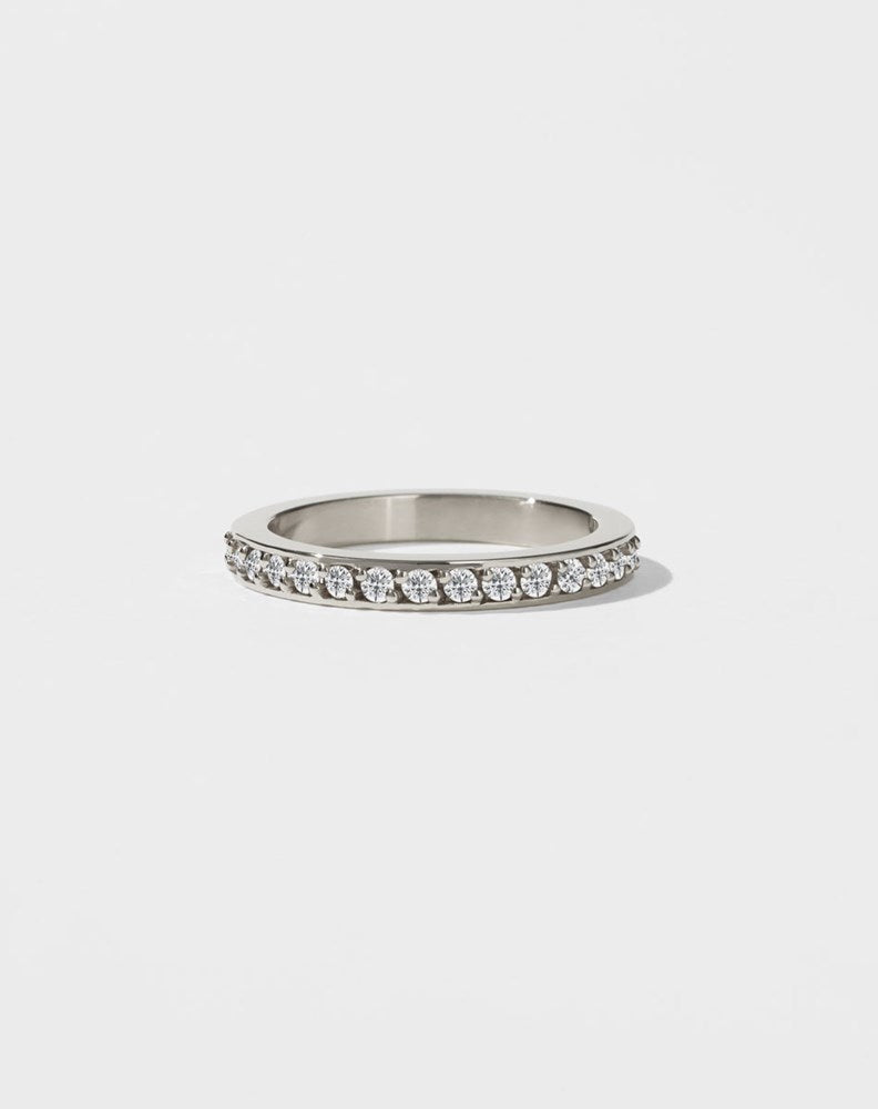 Glowing Eternity Band | 9ct White Gold
