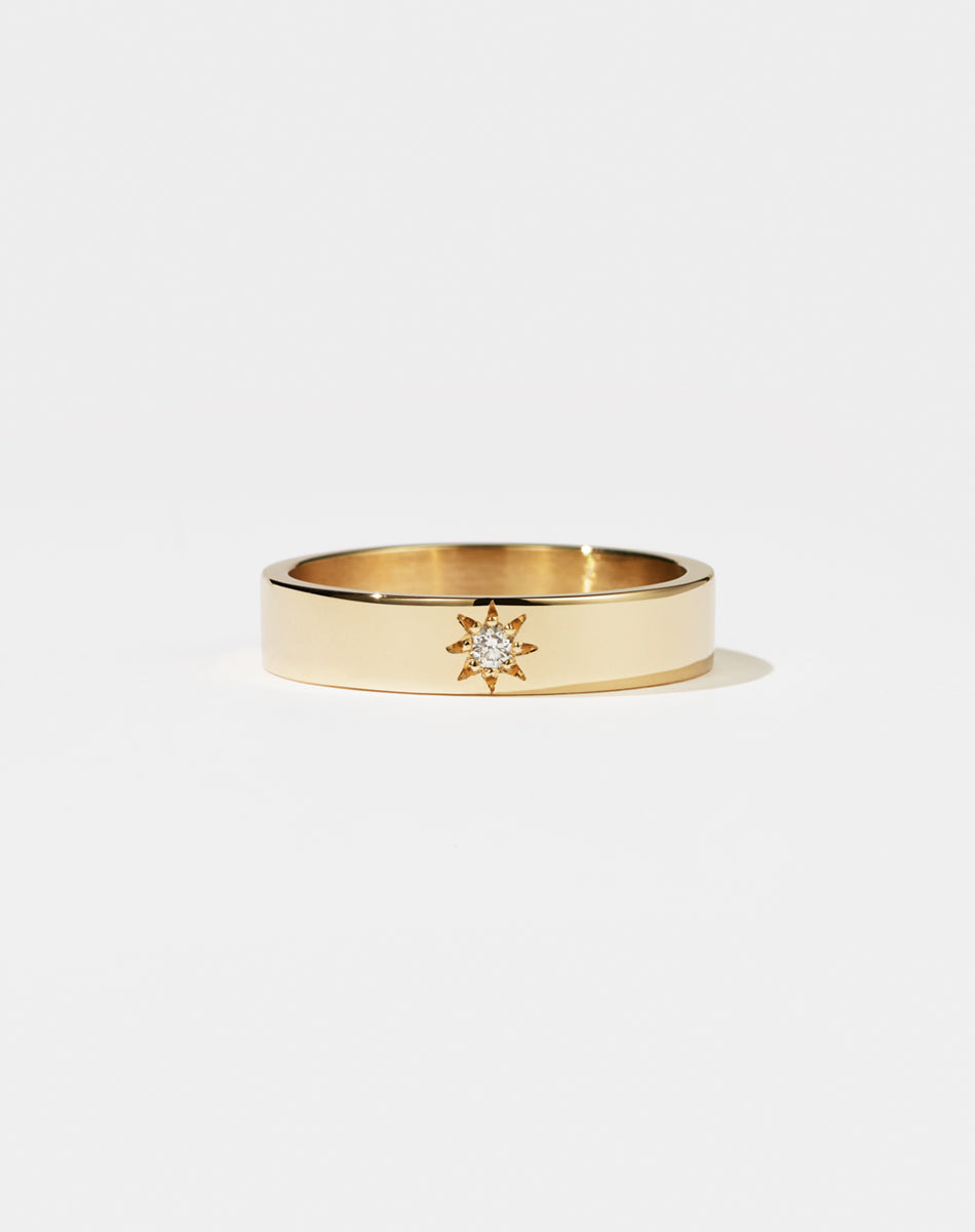 Lulu Star Band in 9ct Yellow Gold with star set round brilliant cut White Diamond. 4.5mm width wedding band.