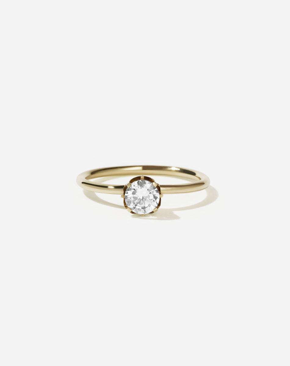 Meadowlark Jewellery’s classic Signature Solitaire Engagement Ring in 9ct Yellow Gold, with 0.46ct round brilliant cut white diamond. Set into our signature Meadowlark claw setting, featuring graphic lines inspired by our insignia. One of our most timeless and beloved Ceremonial designs, made to order in New Zealand. Pair with the diamond pave set Signature Eternity Wedding Band.