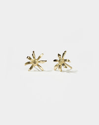 A pair of gold-plated daisy stud earrings
