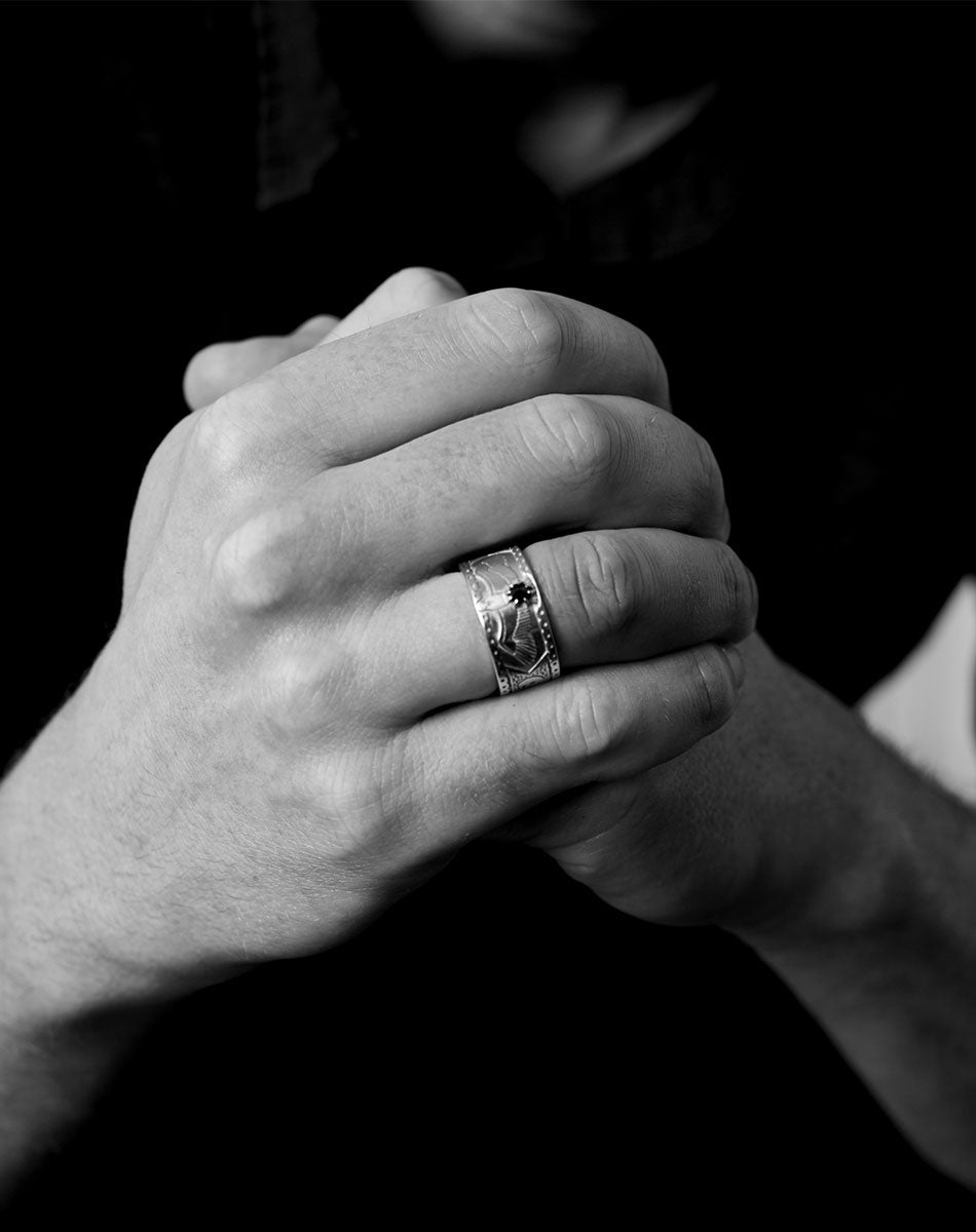 Eagle Band | 14ct White Gold