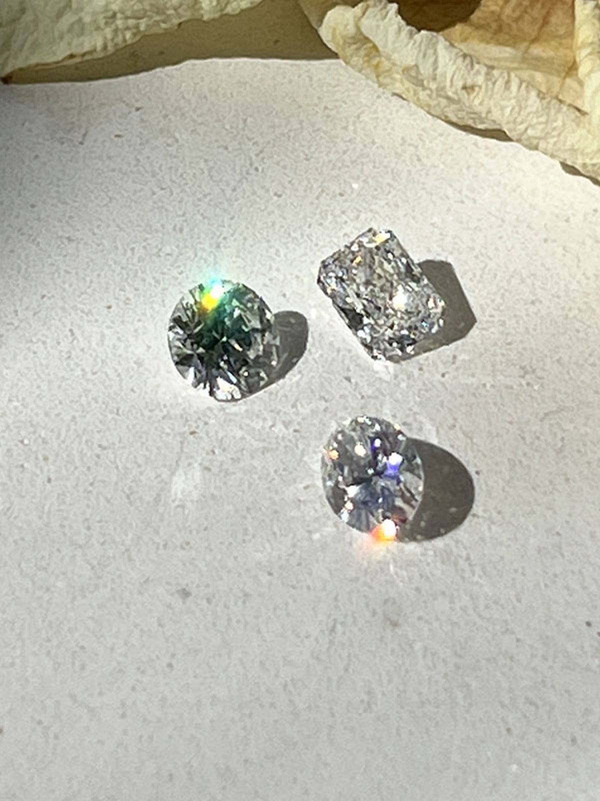 Diamond guide