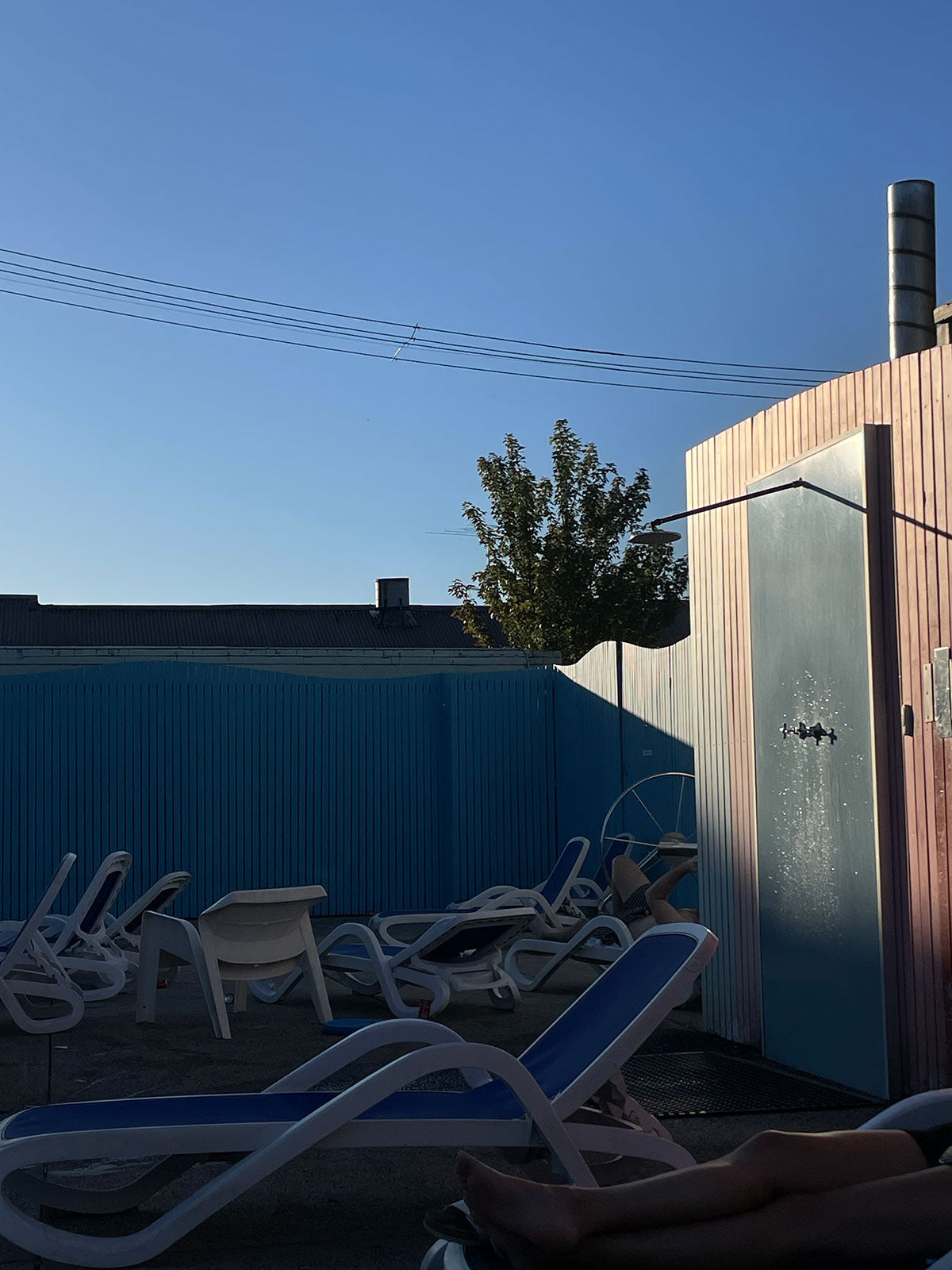 Melbourne Travel Guide by Samantha McIntyre