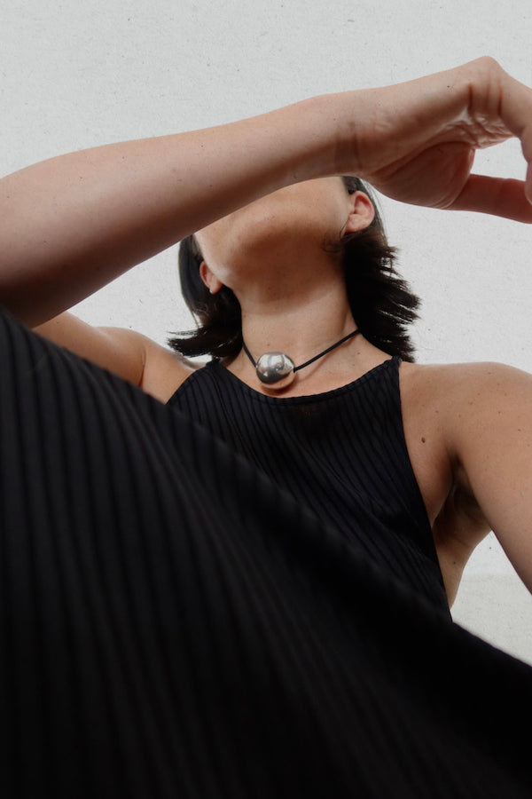 Jessica wears the Orb Necklace Oversized