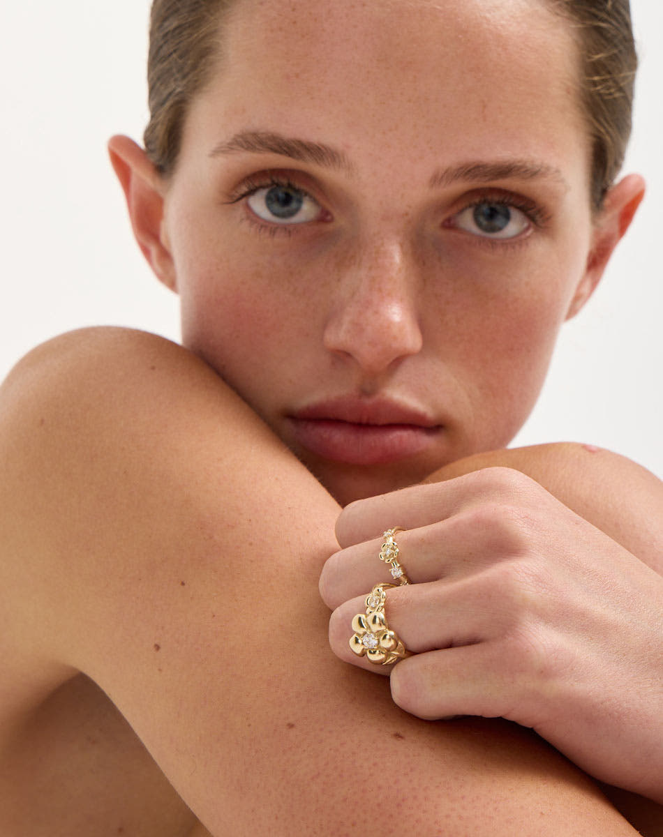 Meadowlark Jewellery’s floral Posie in 9ct Yellow Gold set with round brilliant cut white diamonds. Inspired by classic floral motifs and our beloved Alba designs, a timeless symbol of grace, growth and renewal. Celebrating life’s continual renewal. From the Dreams collection