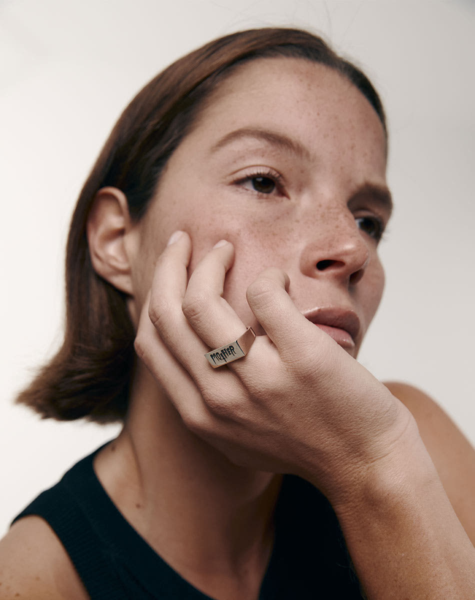 Nell Mother Ring Oxidised | 9ct Yellow Gold
