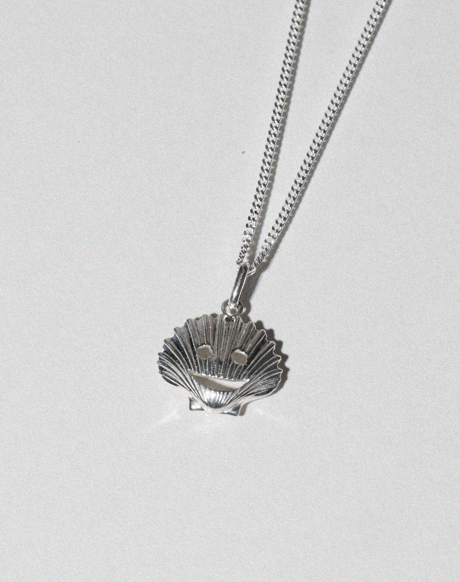 NELL Shell Necklace | 9ct Yellow Gold